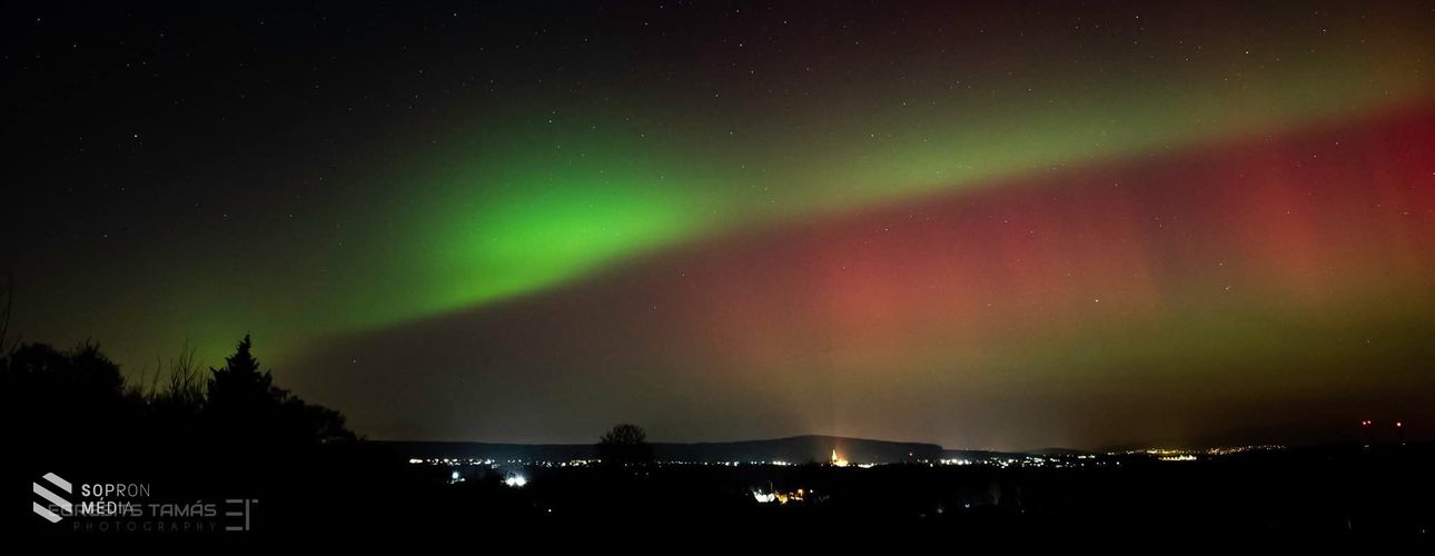 Sarki fény festette át a soproni éjszakát