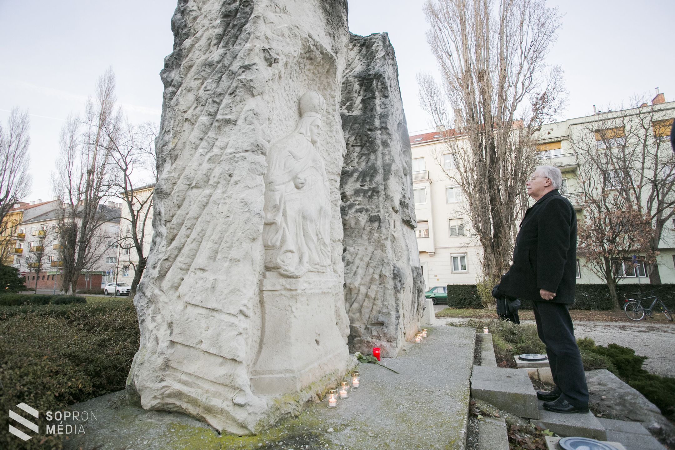 A soproni bombatámadások áldozataira emlékeztek