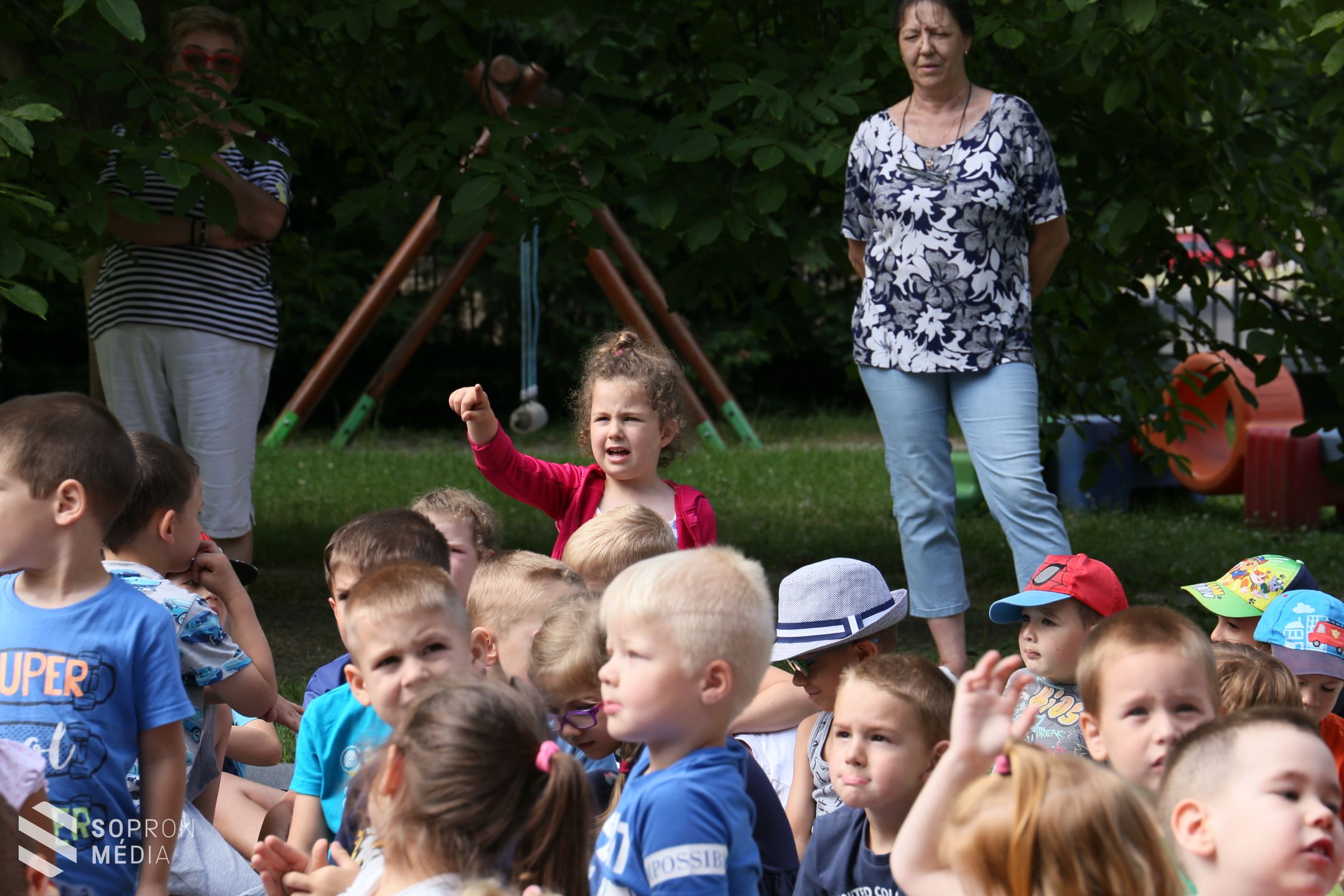 Biztonságos közlekedésre tanították a gyerekeket