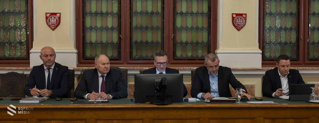 Fejlesztési tervekről és városüzemeltetési kérdésekről szólt az idei közmeghallgatás