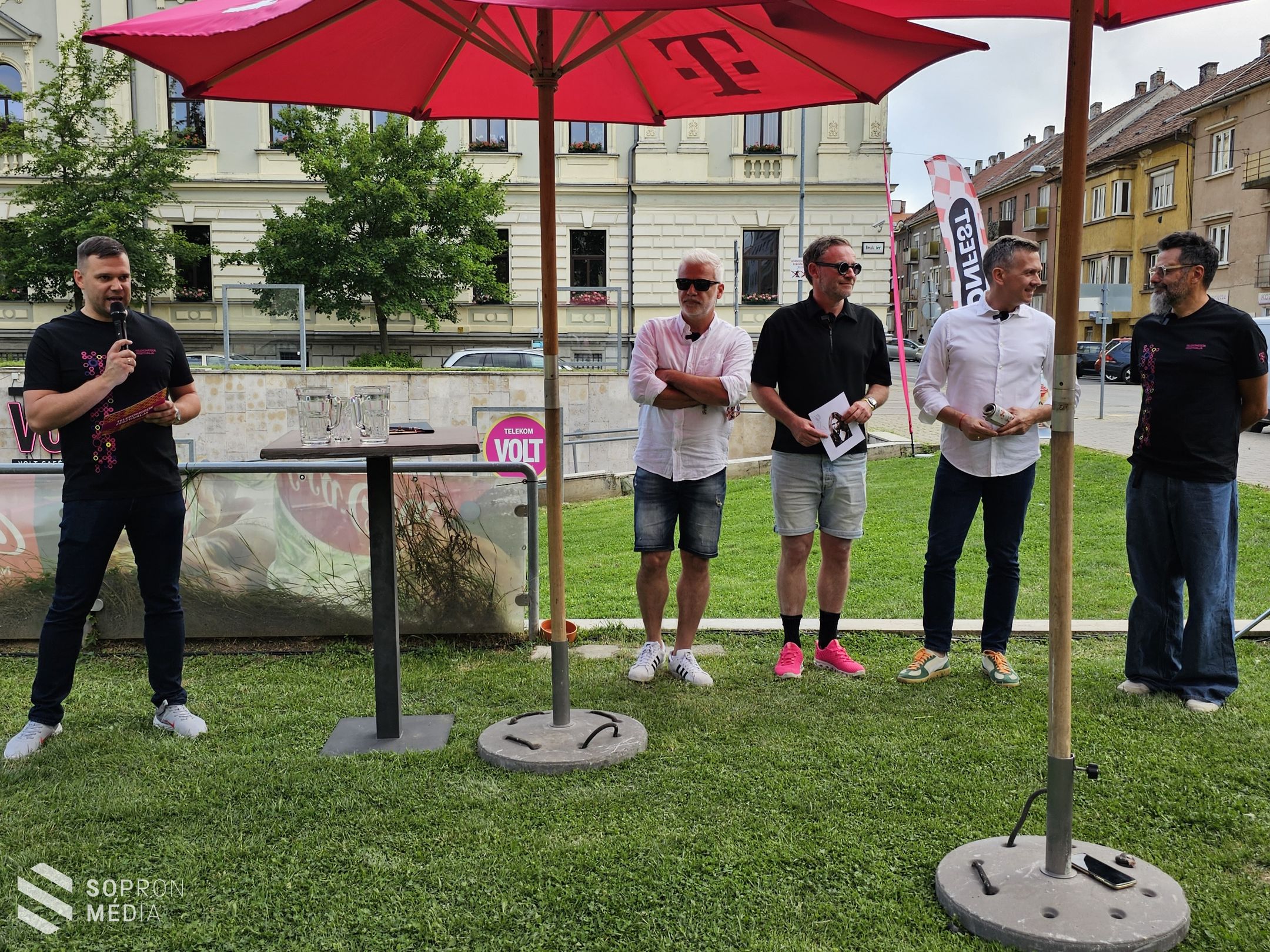 Faültetéssel és időkapszula kihelyezésével startolt el a SopronFest 0. napja