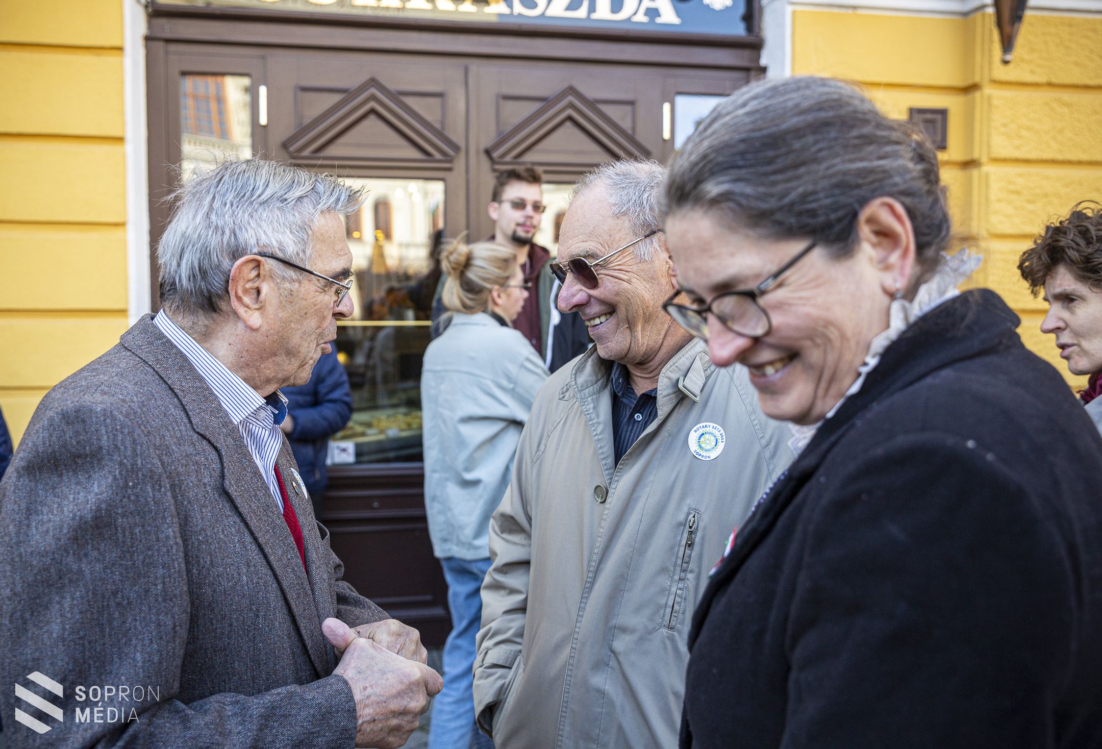 Rotary-séta az egykori képzőművész tagtársakra emlékezve