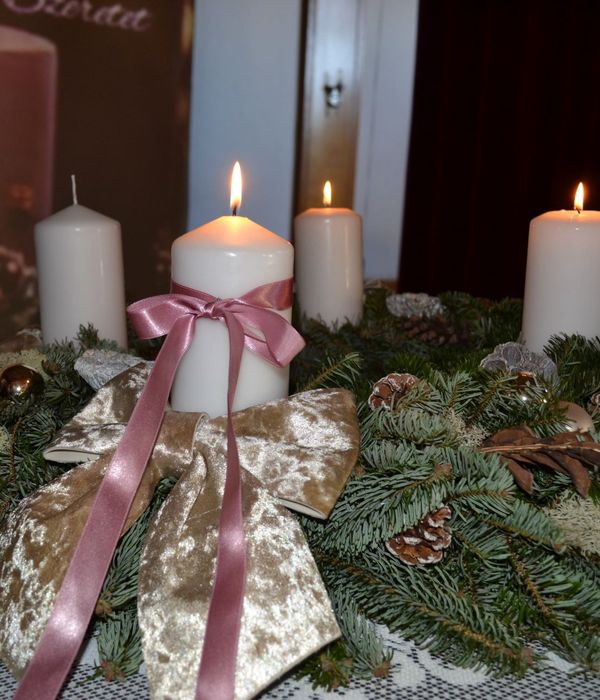 Harmadik gyertyagyújtás: az öröm lángja is ég