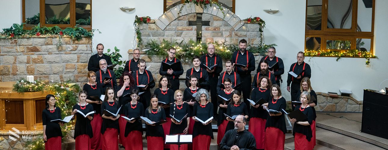 Magasság és mélység a Kórus Spontánusz tavaszi koncertjén