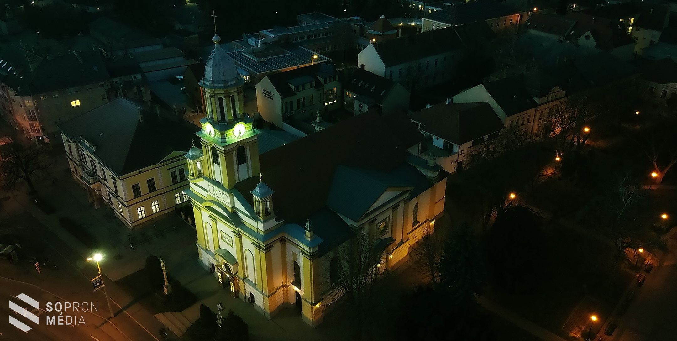 Így fest madártávlatból Kapuvár este – Galéria!