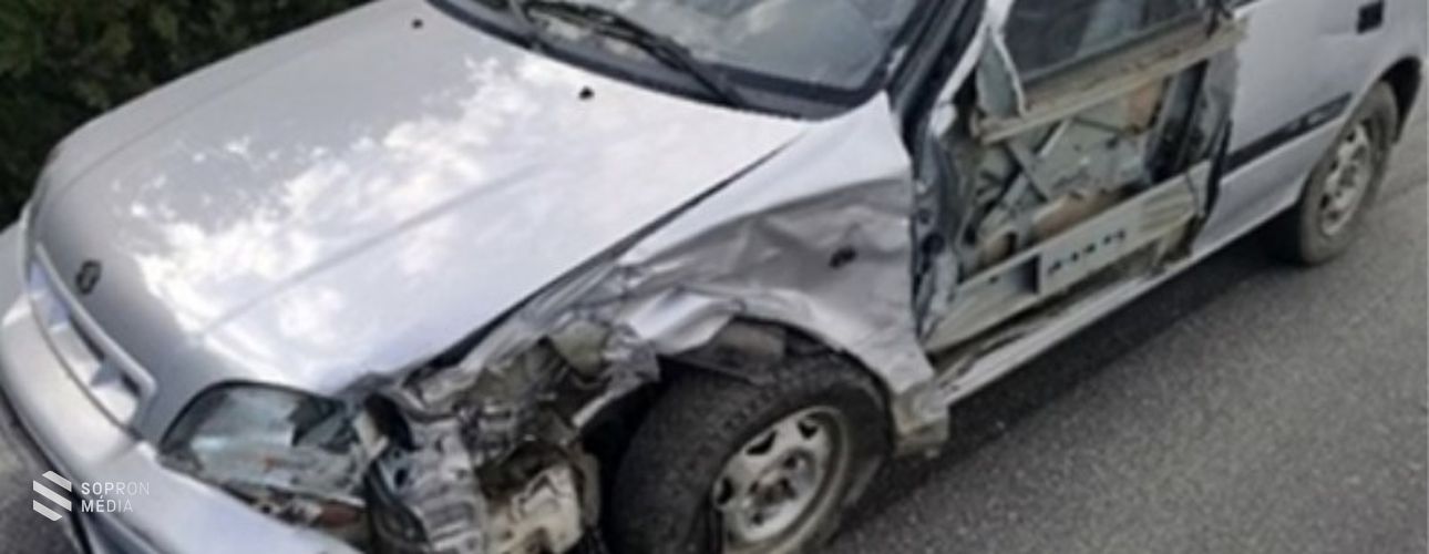 Két autó ütközött Sopronkövesden 