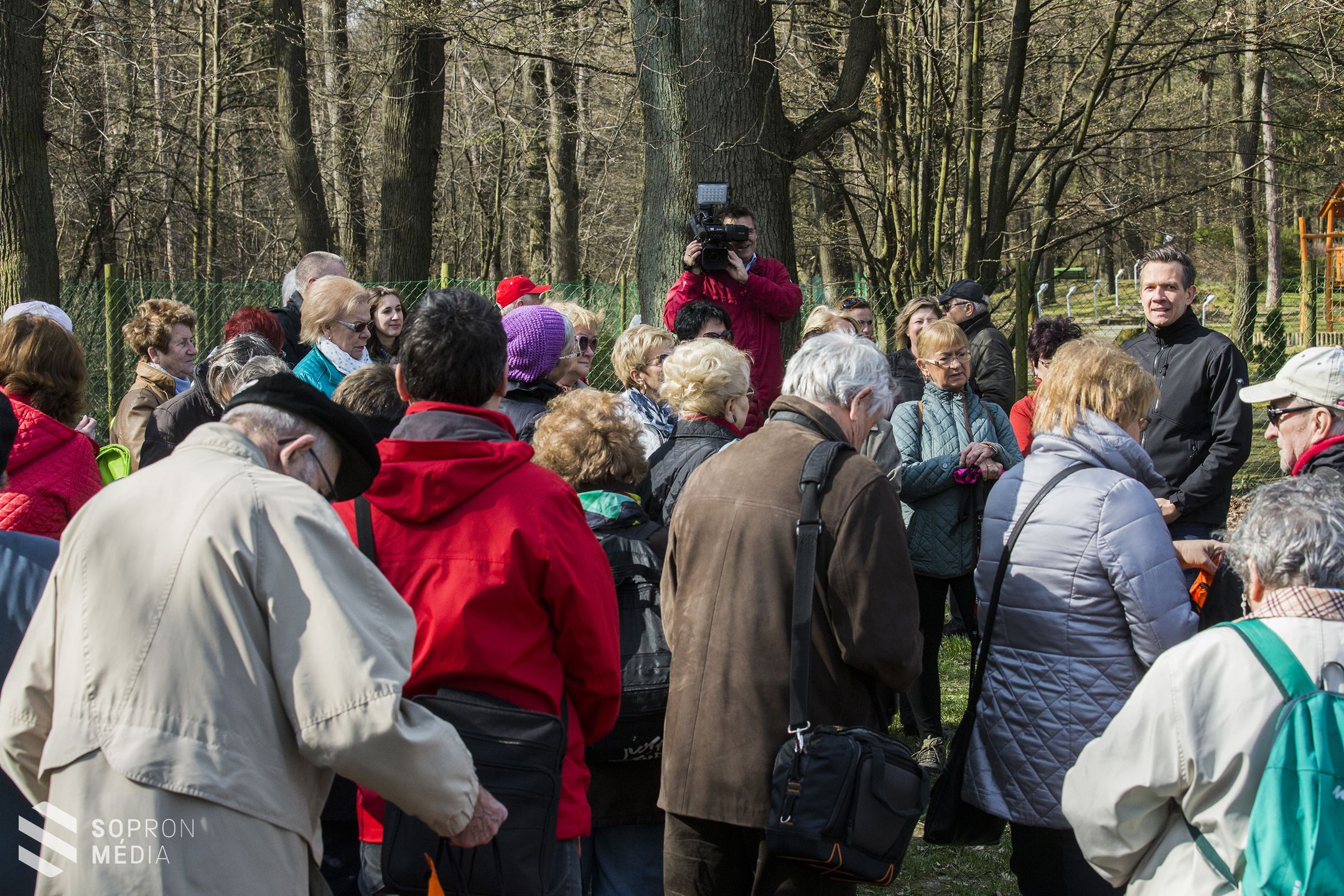 Gyalogló klubok – Sopronban több százan csatlakoztak az országos mozgalomhoz