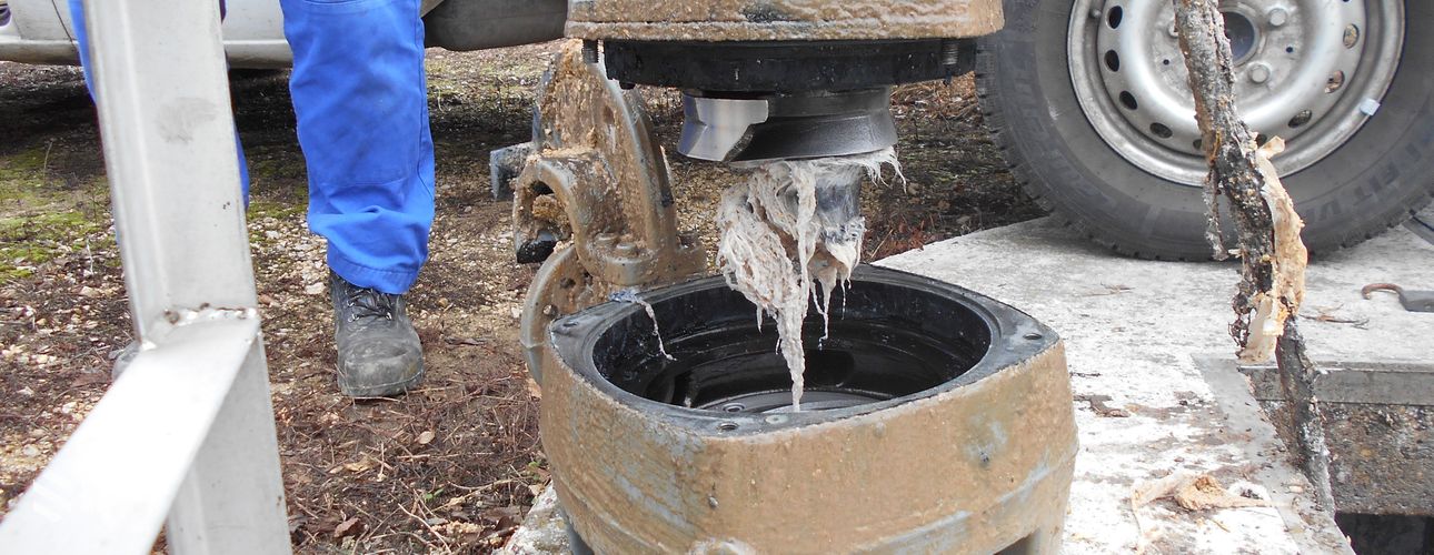 Ezért ne használjuk szemetesnek a lefolyót - Képekkel!