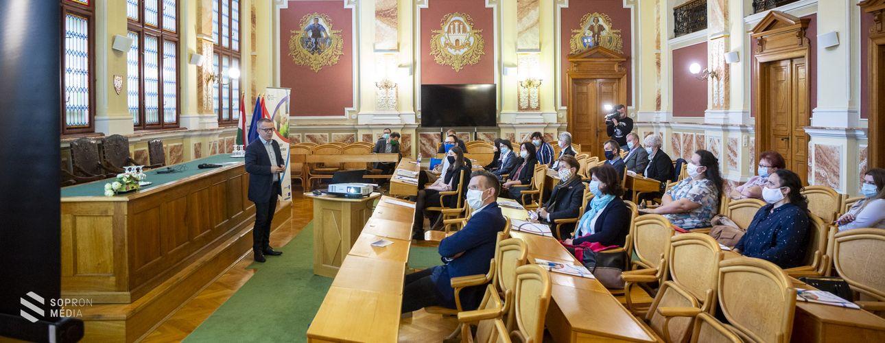 Több mint 260 munkavállalónak nyújtott segítséget a Soproni Foglalkoztatási Paktum