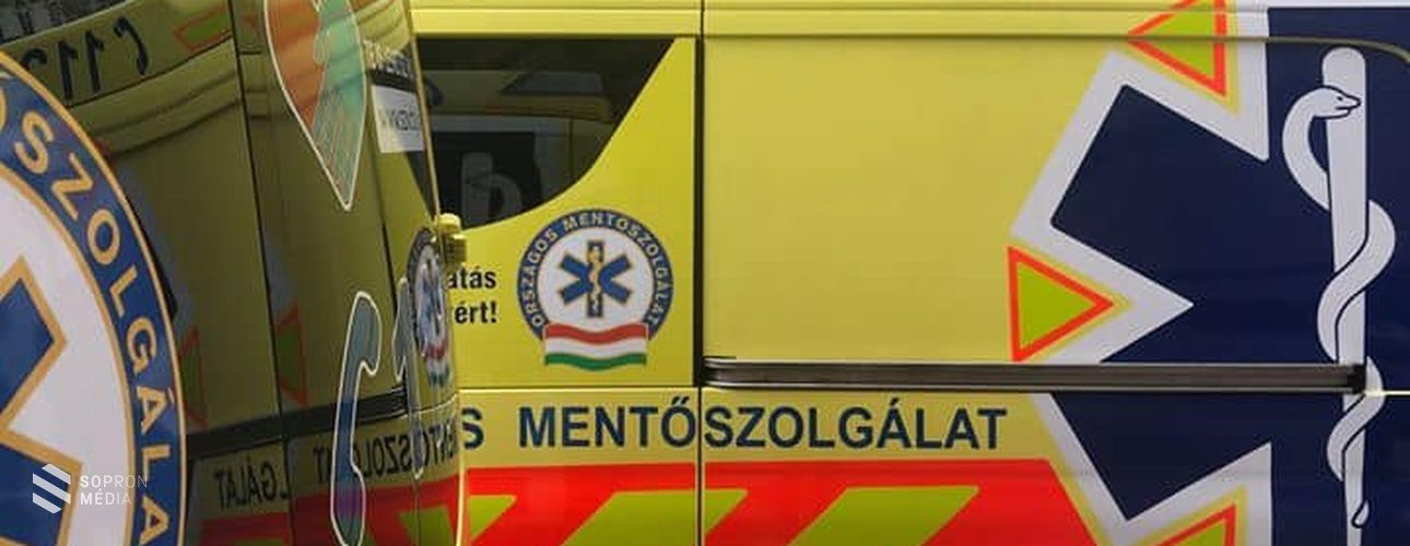 A főút szélén segítettek világra egy kislányt a mentők a megyében