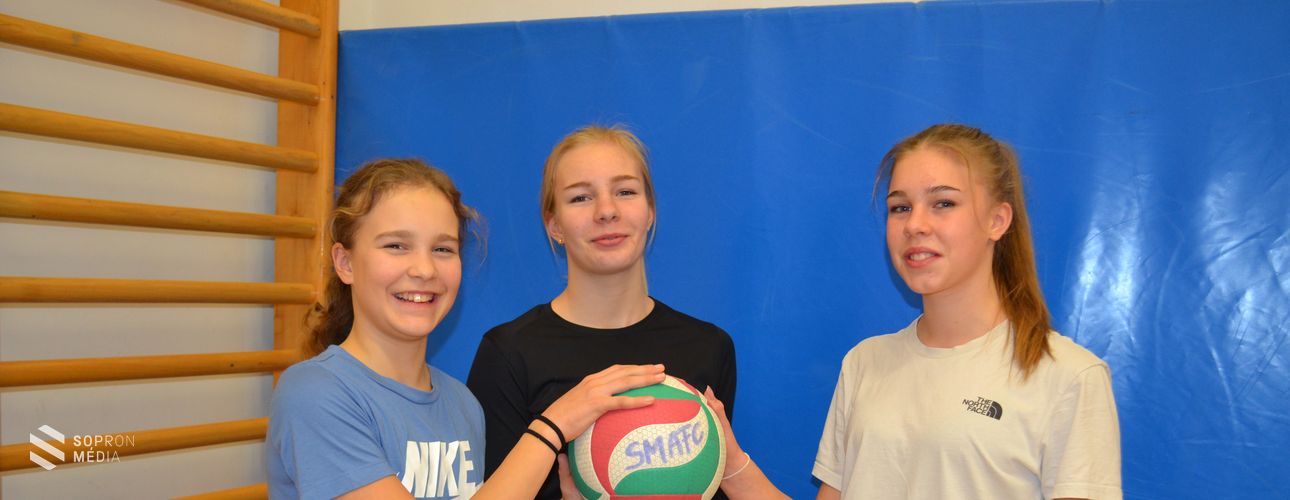 Három ütős Hámori a hálónál
