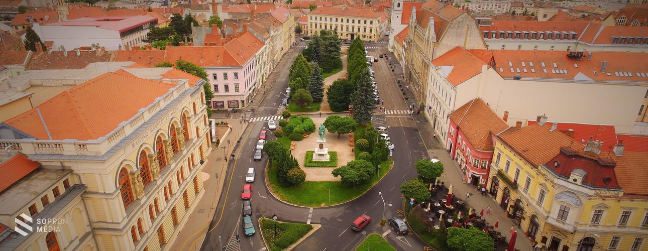 Figyelem! Lezárásra kerül a Széchenyi tér! 