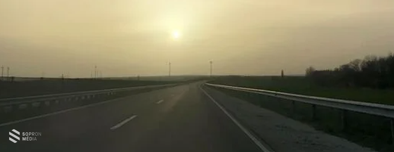 Szaharai por fűszerezte a tegnapi naplementét Sopronban