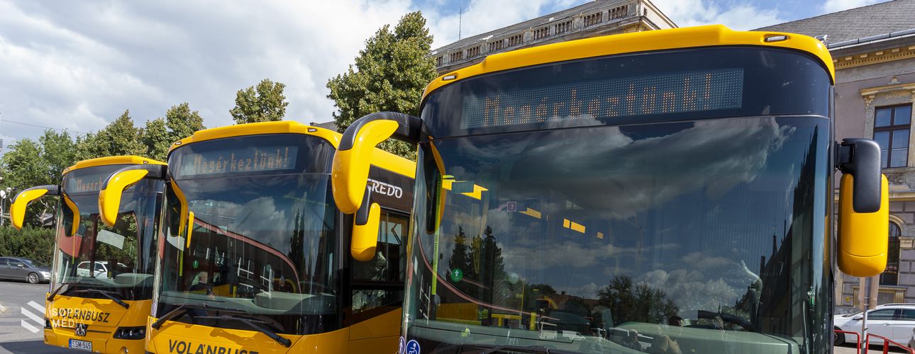 Új buszok közlekednek a helyközi járatokon 
