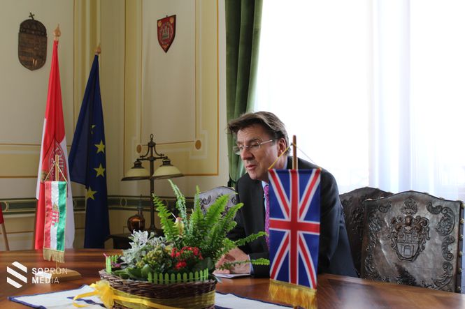 Iain Lindsay brit nagykövet soproni látogatásán