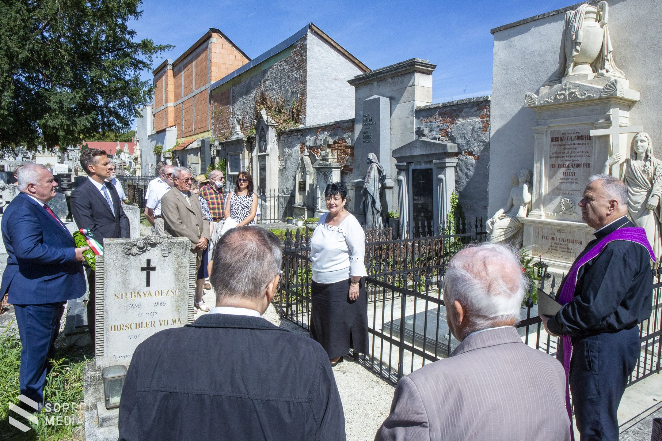 Felújították Flandorffer Ignác síremlékét