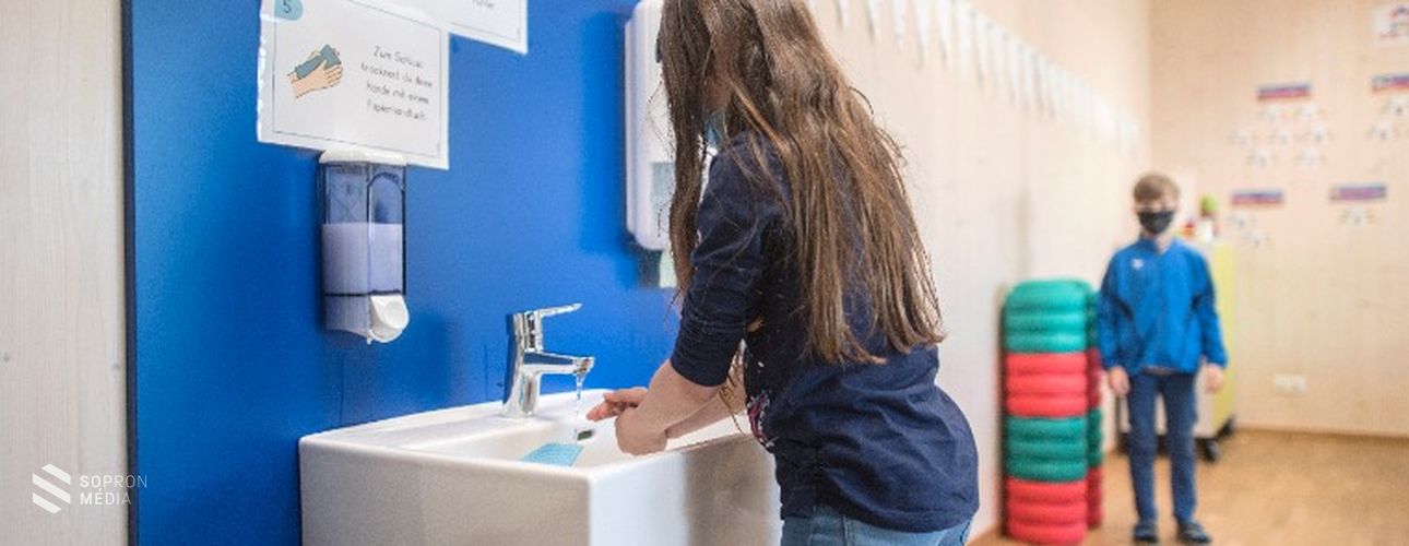 Ismét száz alatt van az új fertőzöttek száma Ausztriában
