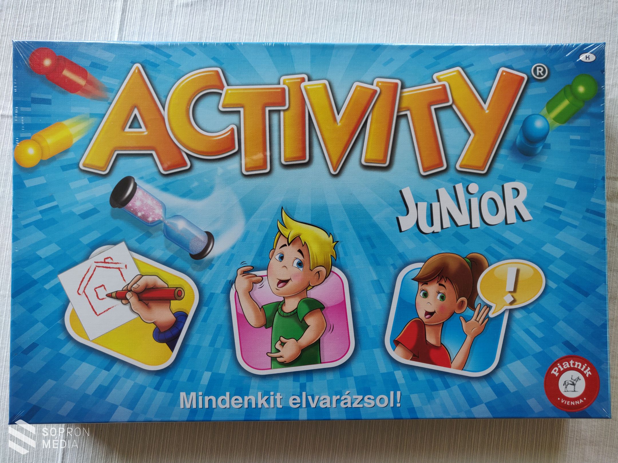 Itt van a Suli TV legszorgalmasabb tanulóinak névsora, a diákok értékes ajándékokkal gazdagodtak 