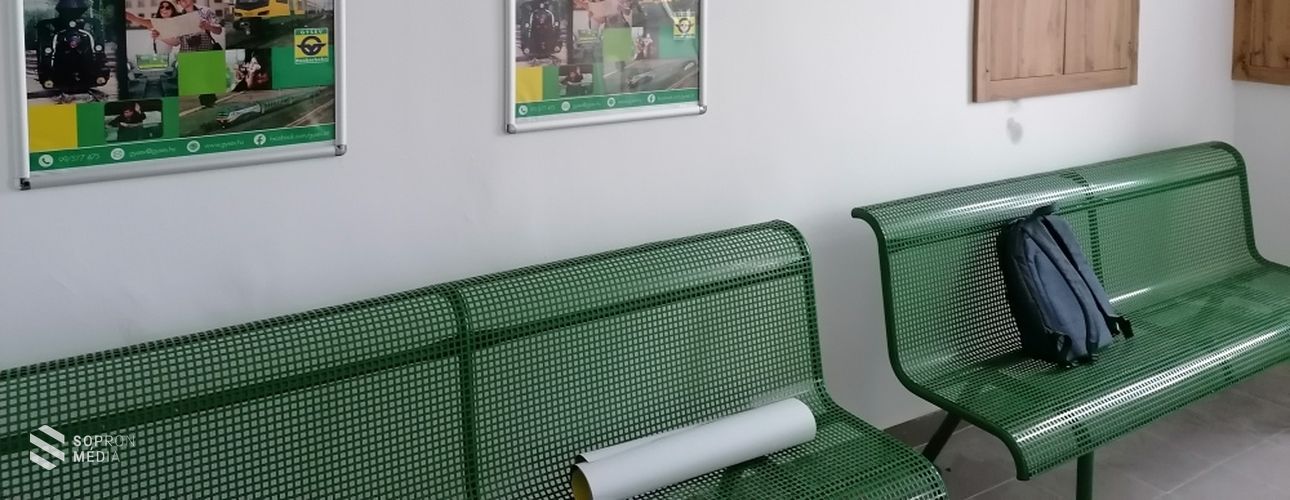 Intelligens váróterem várja az utasokat Enesén is