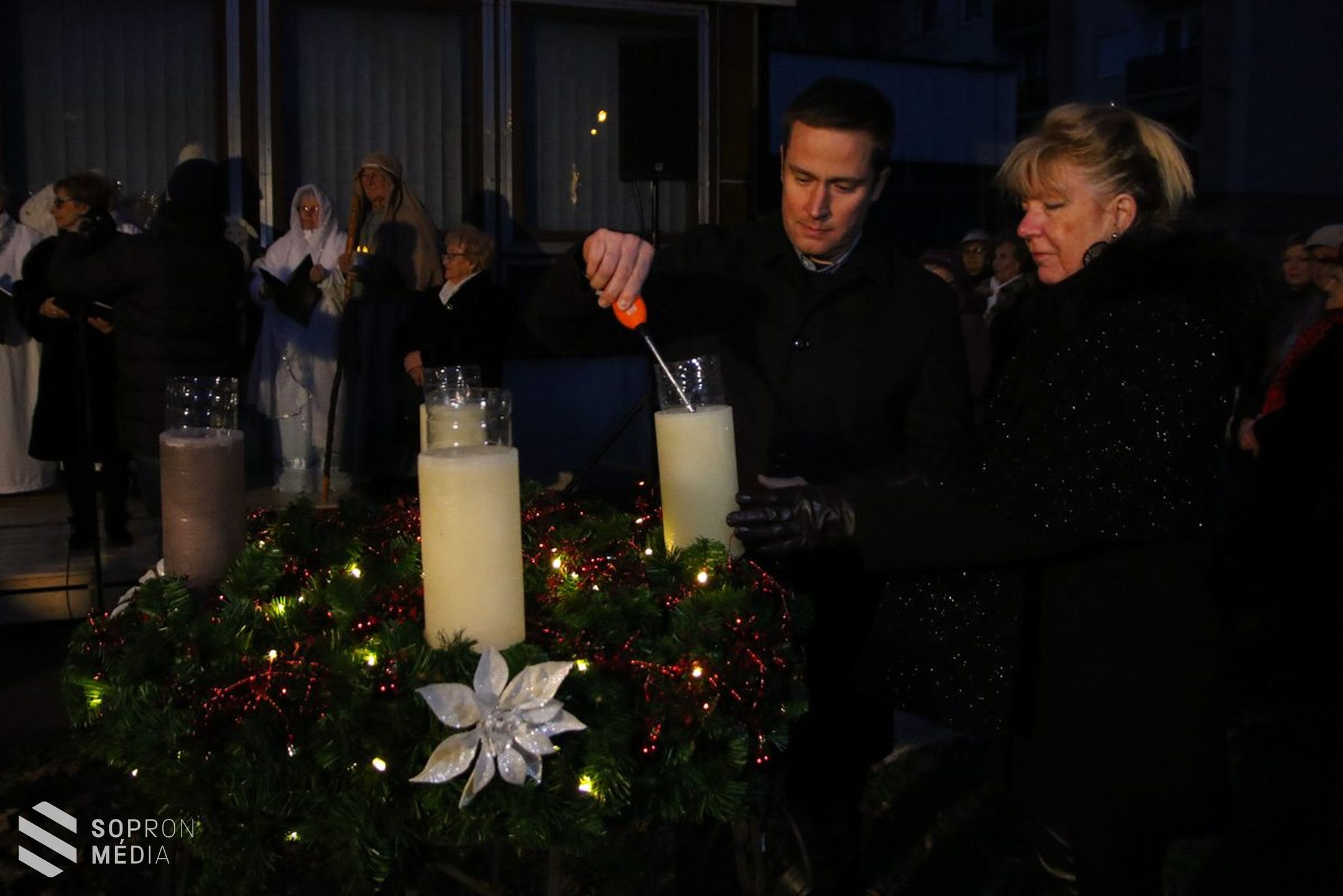 Felgyulladtak Advent első fényei

