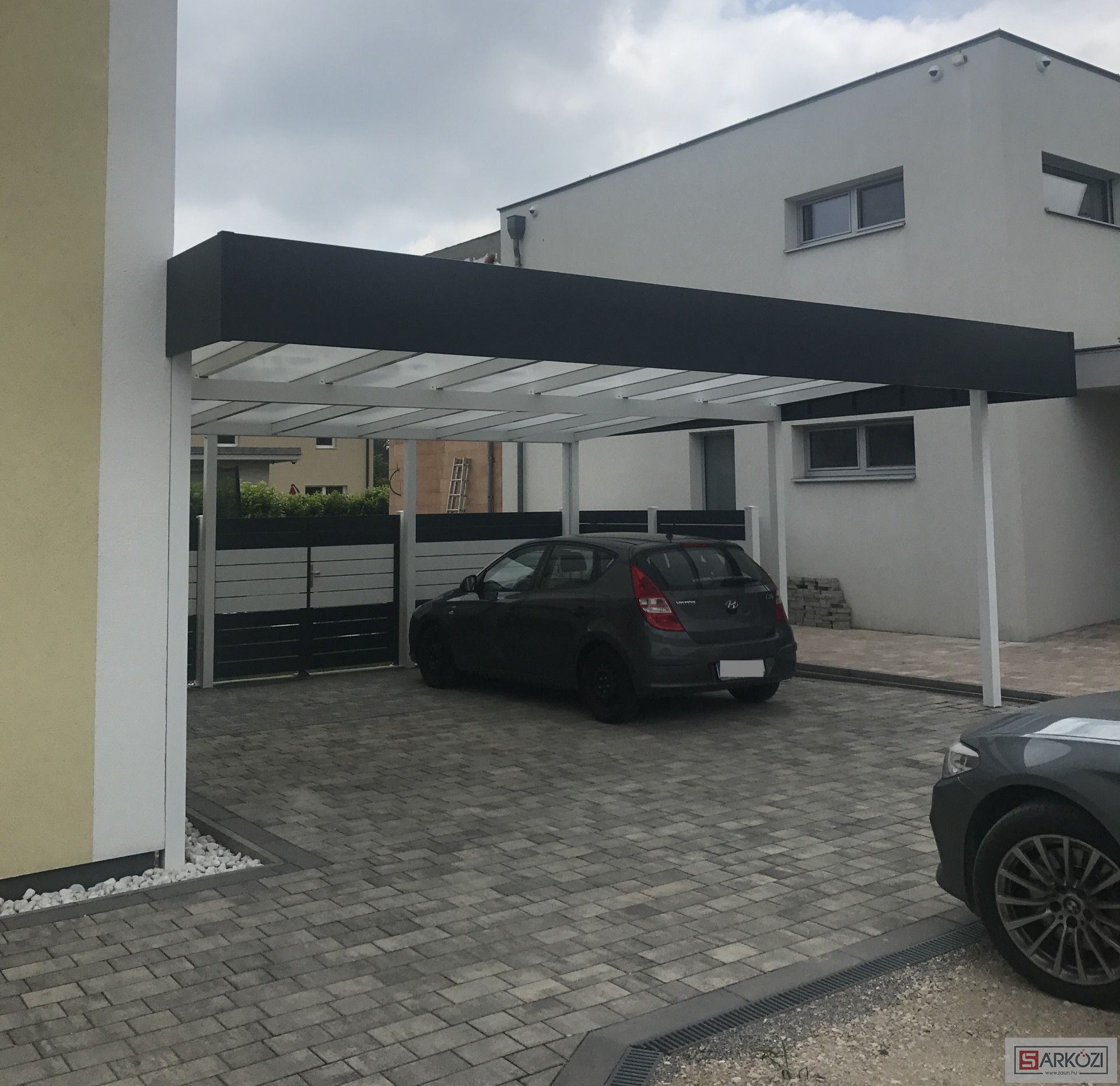 Carport 22