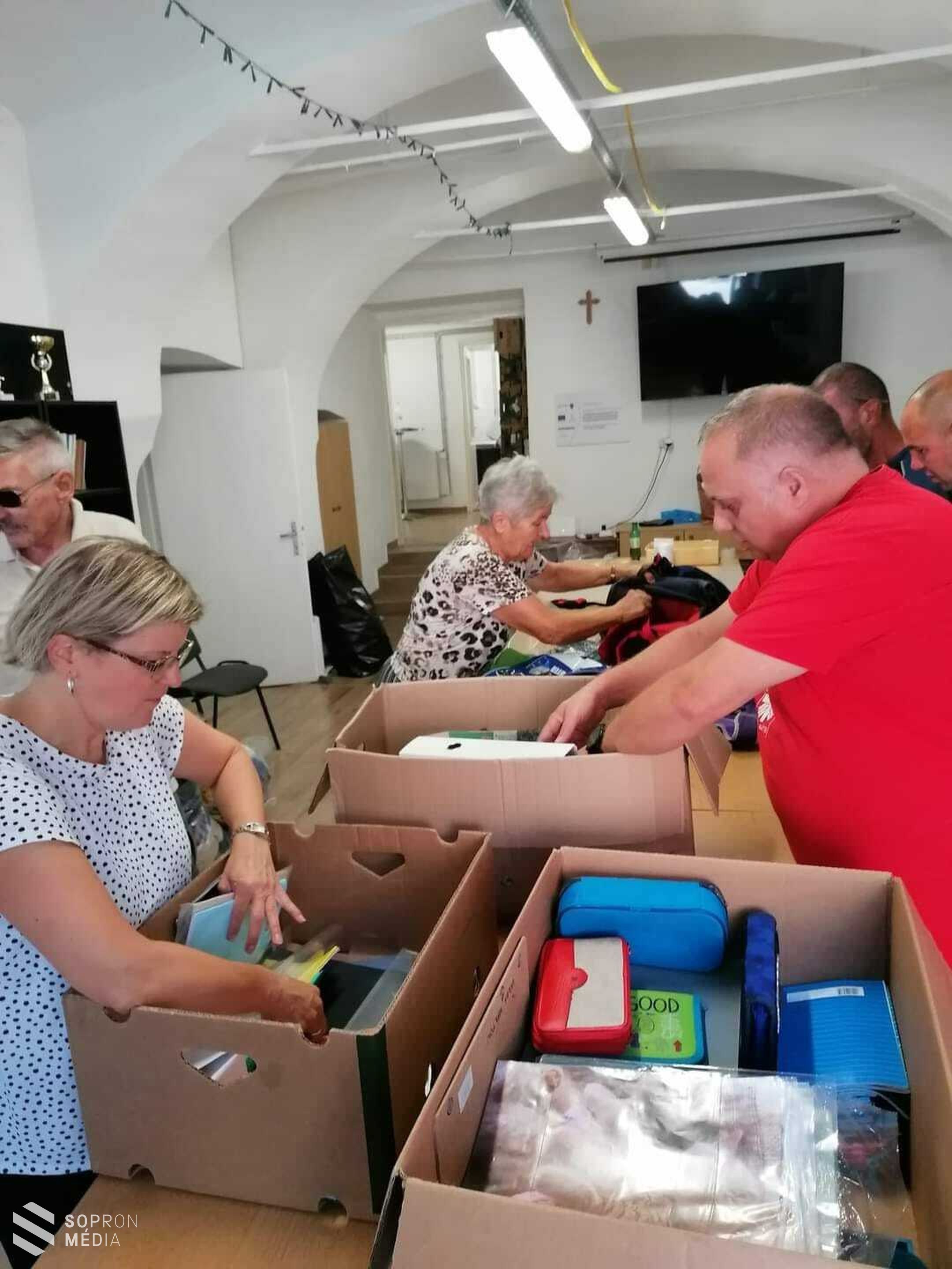 Újabb adományokkal segítette a rászorulókat a Szent Márton Ház