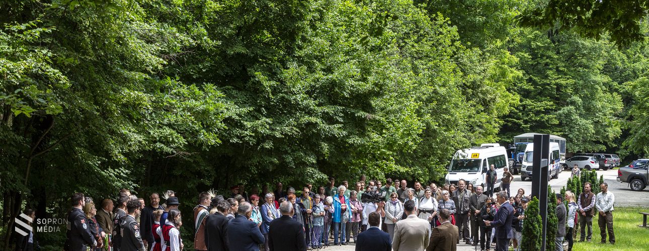A Soproni Parkerdőben is megemlékeztek a trianoni békediktátum aláírásának 104. évfordulójáról