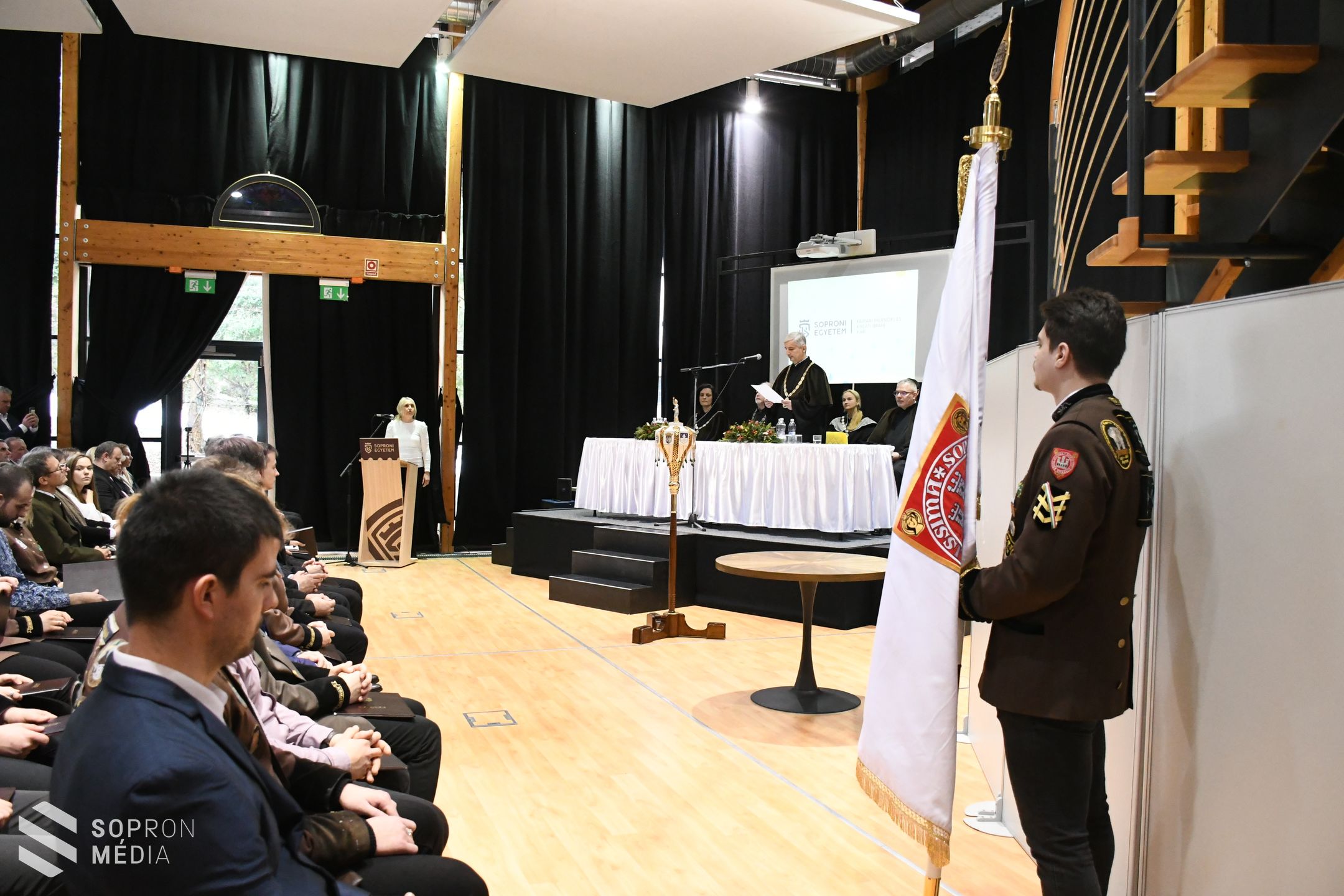 Diplomaátadó nyilvános tanácsülés a Soproni Egyetemen