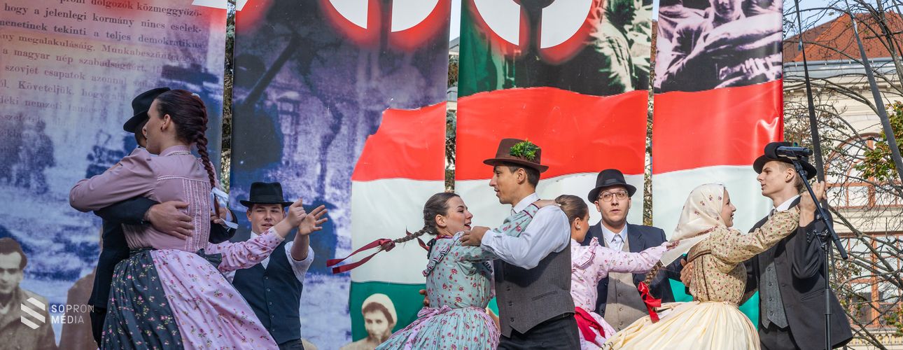 Sopron a hősök előtt tisztelgett az 1956-os forradalom évfordulóján