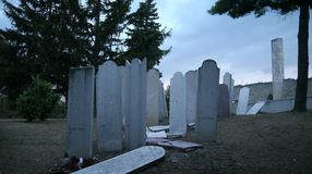 Ismeretlenek megrongálták a balfi nemzeti emlékhely szoboregyüttesét

