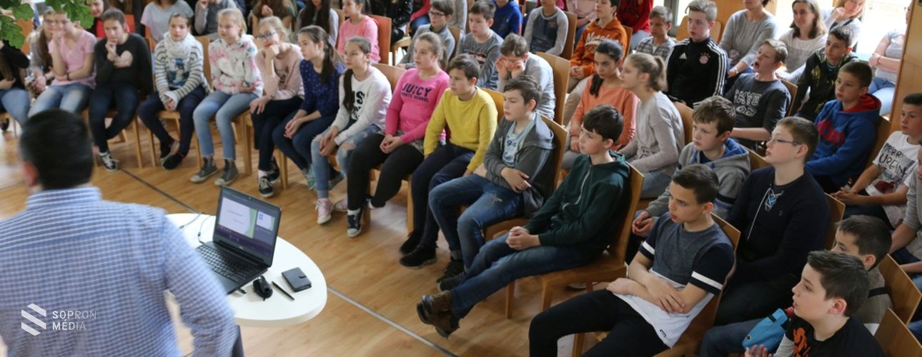 Berzsenyis diákok látogattak a Soproni Egyetem Simonyi Károly Karára