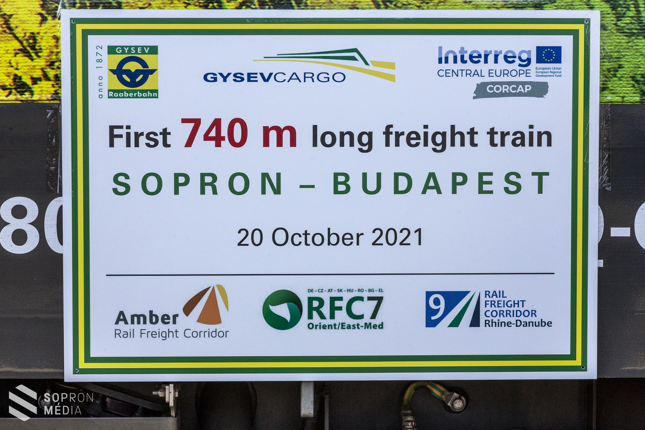 740 méter hosszú  tehervonat indult Sopronból Budapestre 