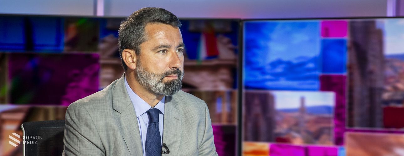 Hidvéghi Balázs: veszélyes az európai emberekre a migráció