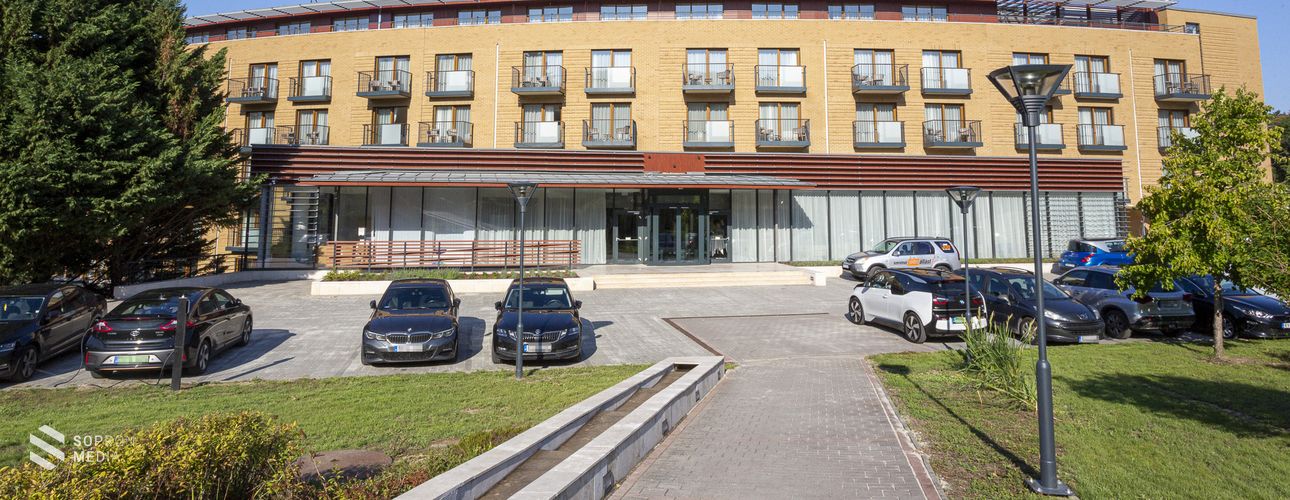 Újra nyitja kapuit a Fagus Hotel