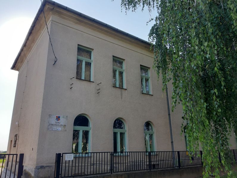 Szil, az egyetlen magyar zárdamúzeum otthona