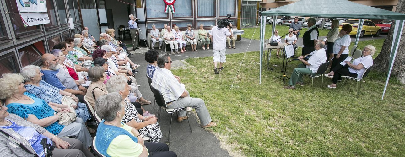 Kiállítást rendeztek a magyarság ünnepén a Soproni Lővéri Nyugdíjas Klubban.
