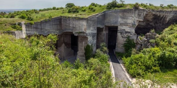 Fertőrákosi Kőfejtő és Barlangszínház