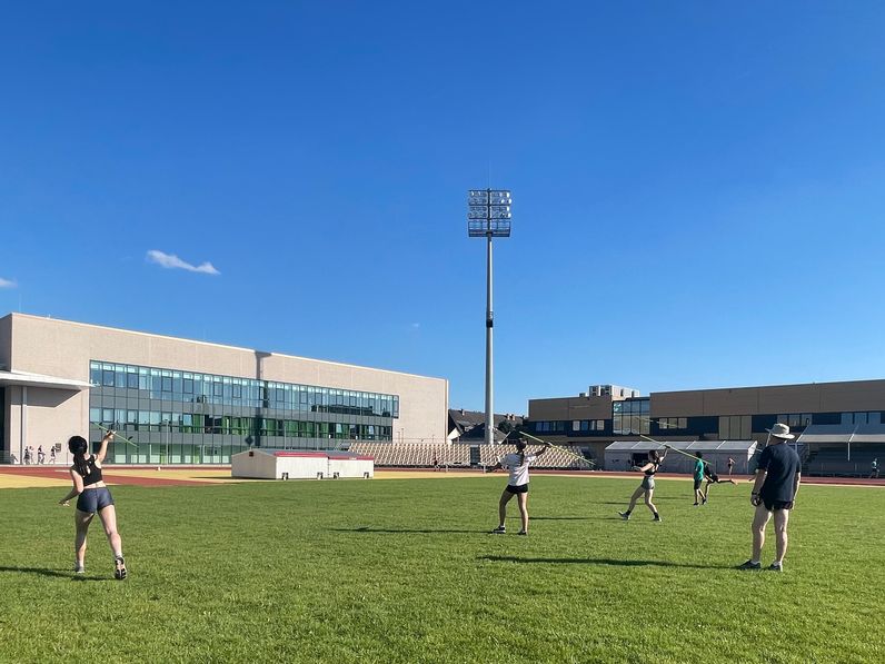 Négy edző, negyven sportoló - sikeres edzőtábort tartottak a SMAFC atlétái