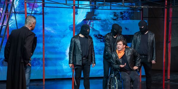 Képzelt riport egy amerikai popfesztiválról