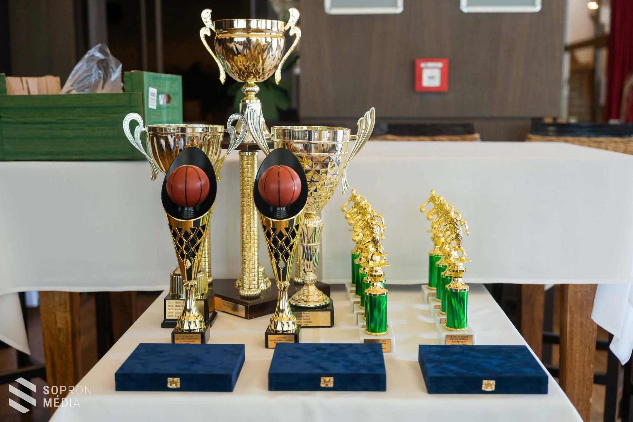 Legeredményesebb játékosait díjazta a Soproni Sportiskola Kosárlabda Akadémia