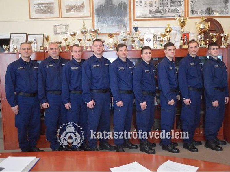 Új tűzoltók lépnek szolgálatba megyénkben 