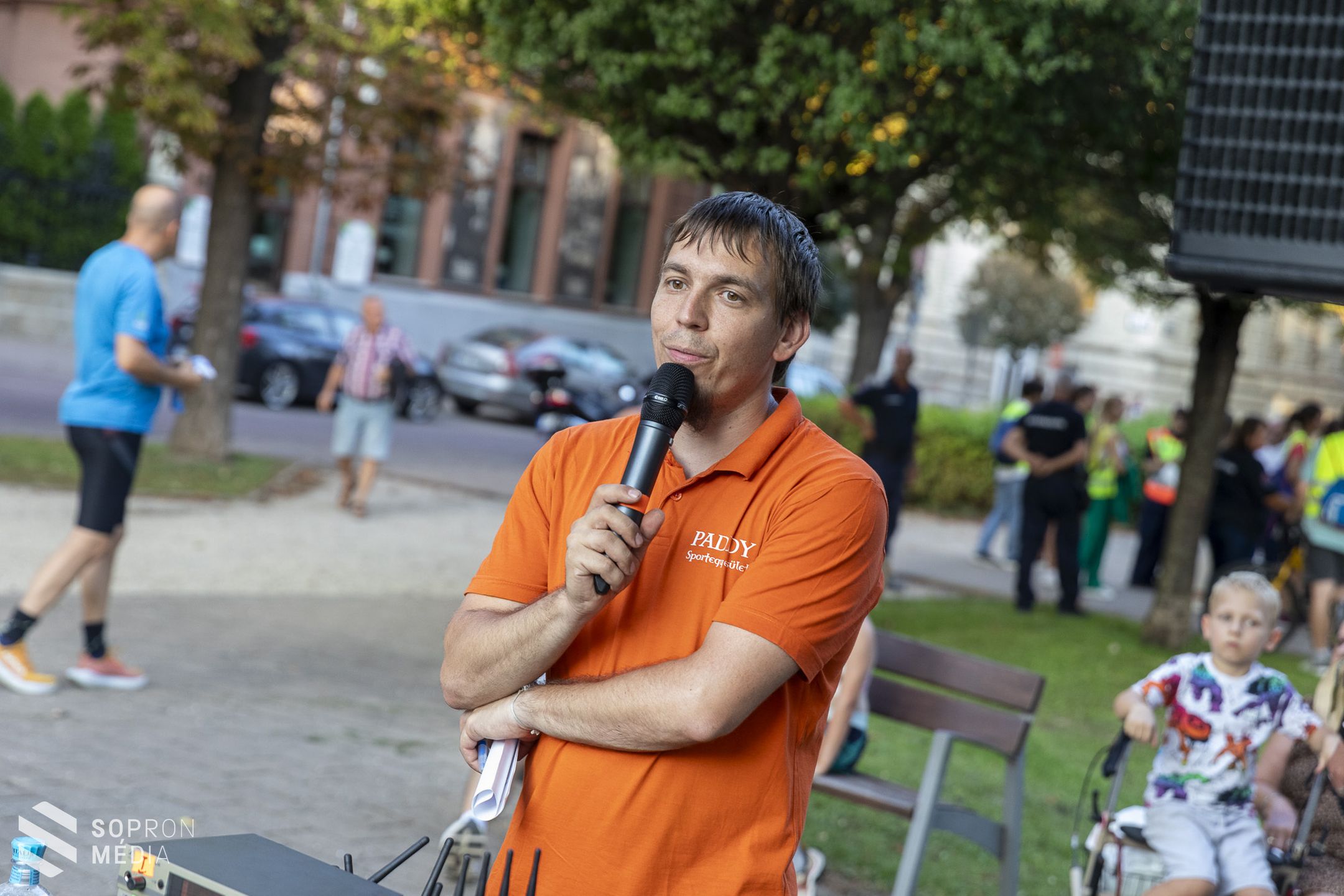 220-an futottak neki VII. Feke-Tech éjszakai futásnak