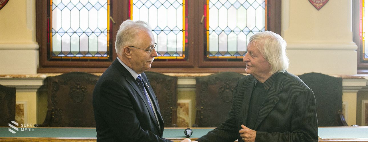 A Magyar Művészeti Akadémia küldöttségének látogatása Sopronban!
