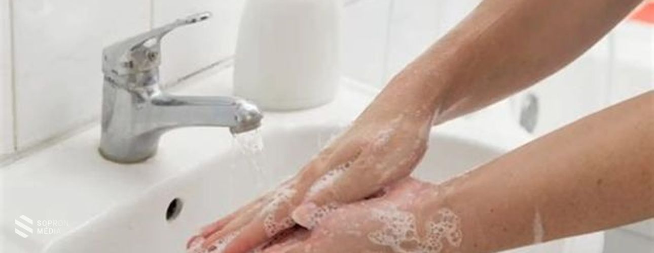 Mosson kezet, mentsen életet!