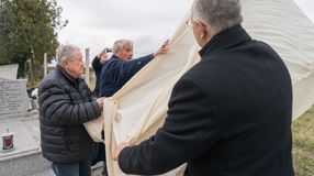 Obeliszket avattak a kópházi temetőben az 1956-os forradalom hőseinek tiszteletére
