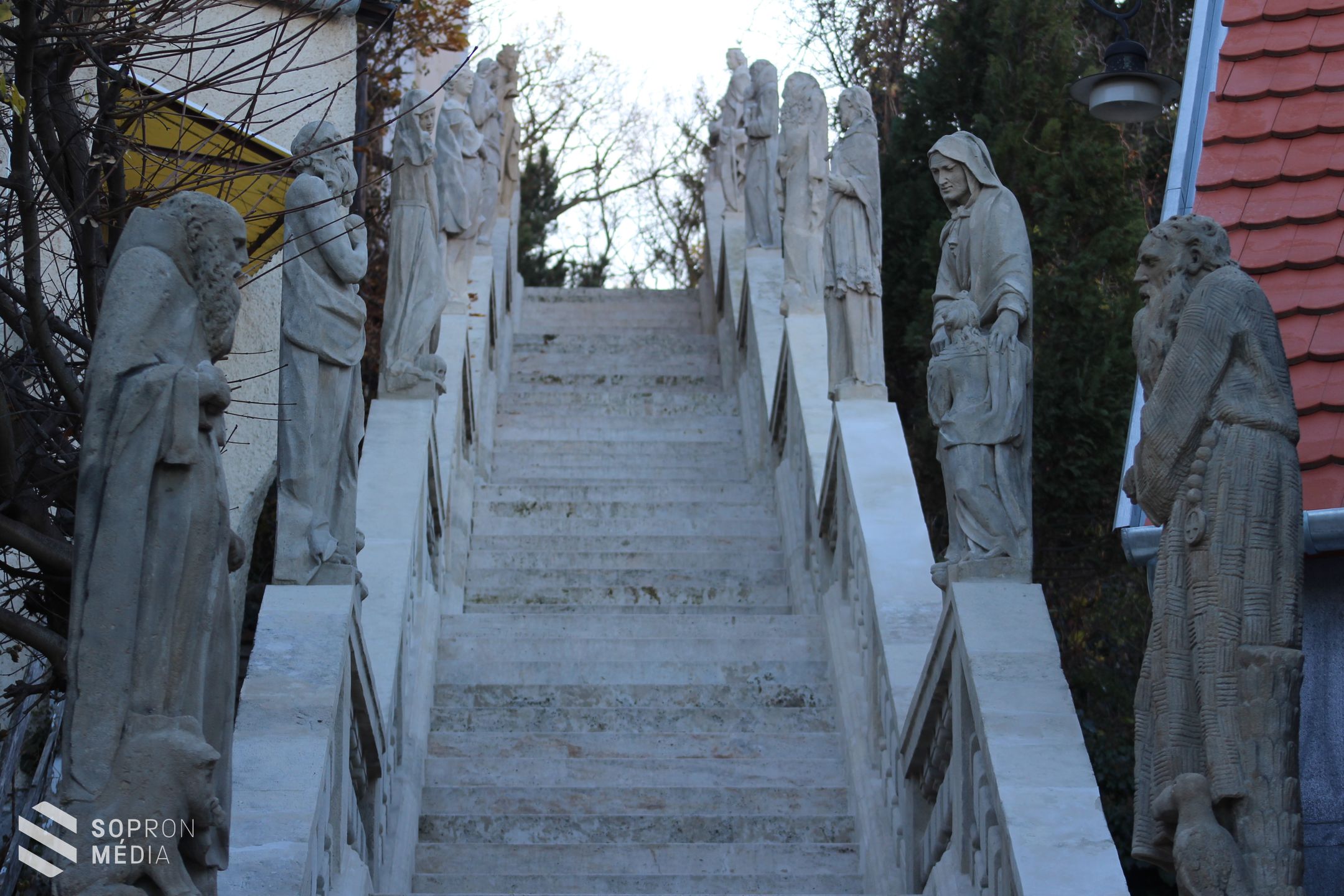 Megújult a kolostorhegyi lépcső