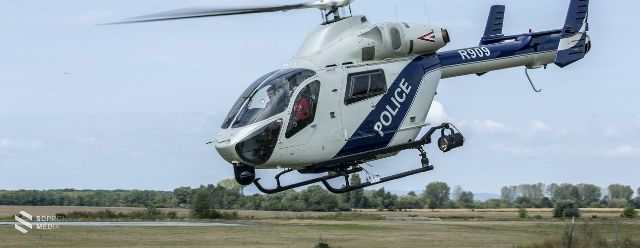 Helikopterrel derítették fel a parlagfűvel szennyezett területeket a megyében