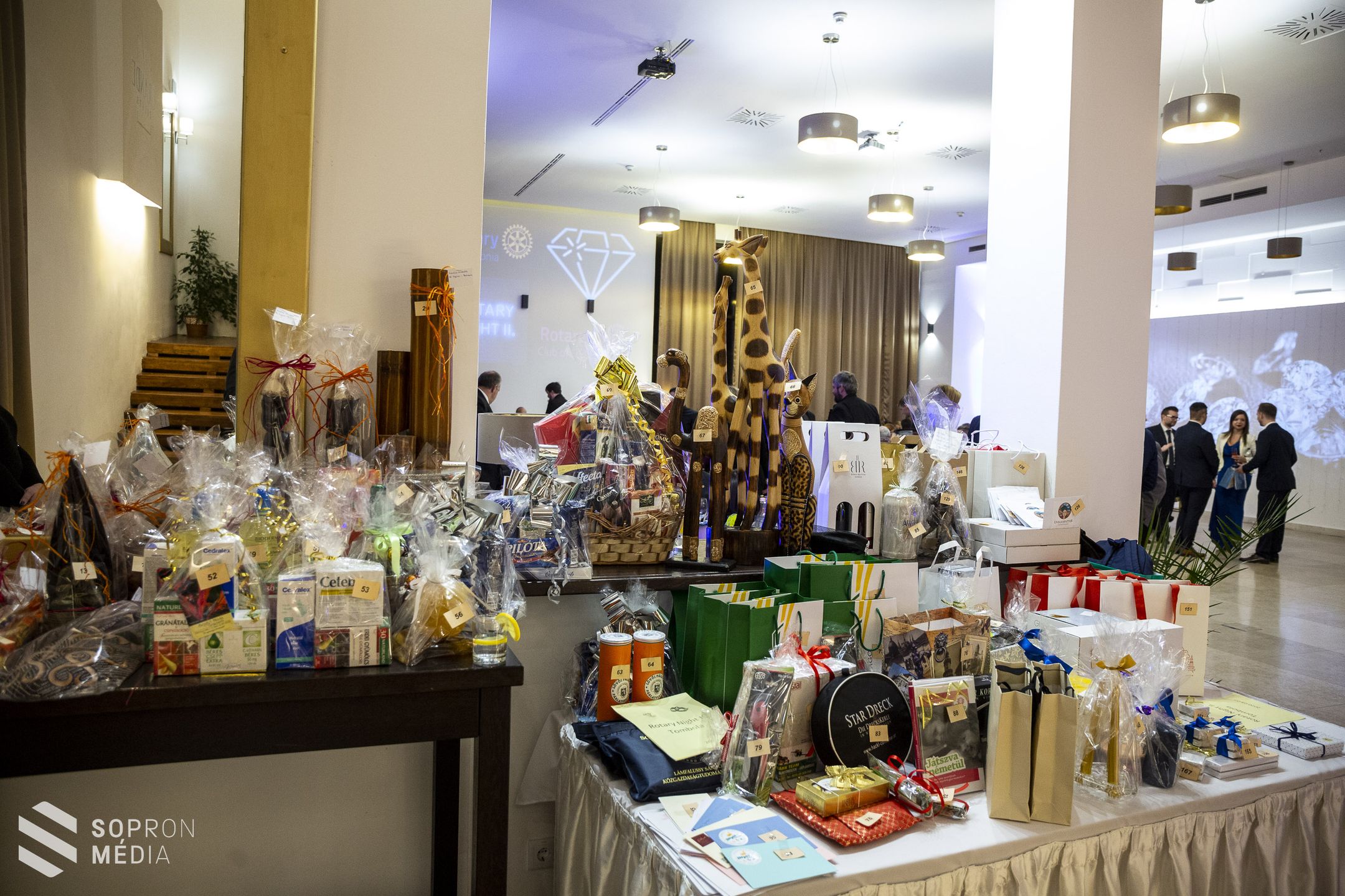 Közösségformálás a jótékonyság jegyében