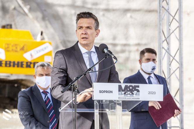 Dr. Farkas Ciprián