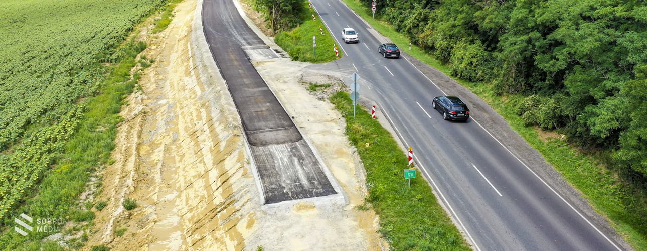 Hétfőtől lassítják a forgalmat a 84-es úton a határ felé